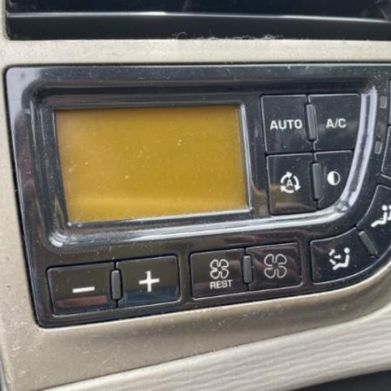 Vitre arriere droit CITROEN C4 PICASSO 1 Photo n°16