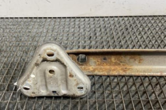 Renfort pare choc arriere (traverse) TOYOTA YARIS 2