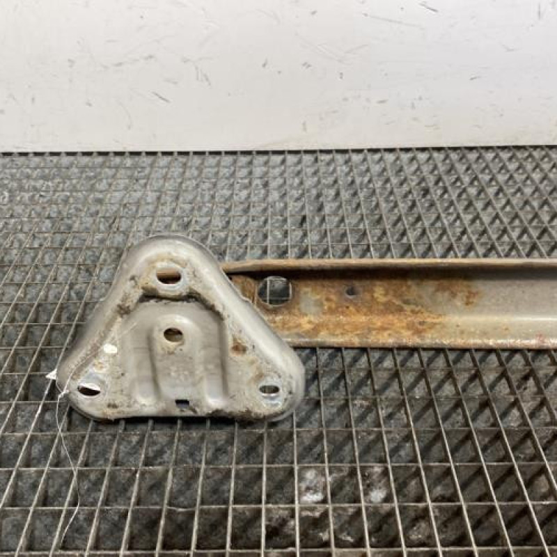 Renfort pare choc arriere (traverse) TOYOTA YARIS 2 Photo n°6