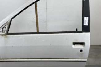Porte avant gauche PEUGEOT 306 Photo n°1