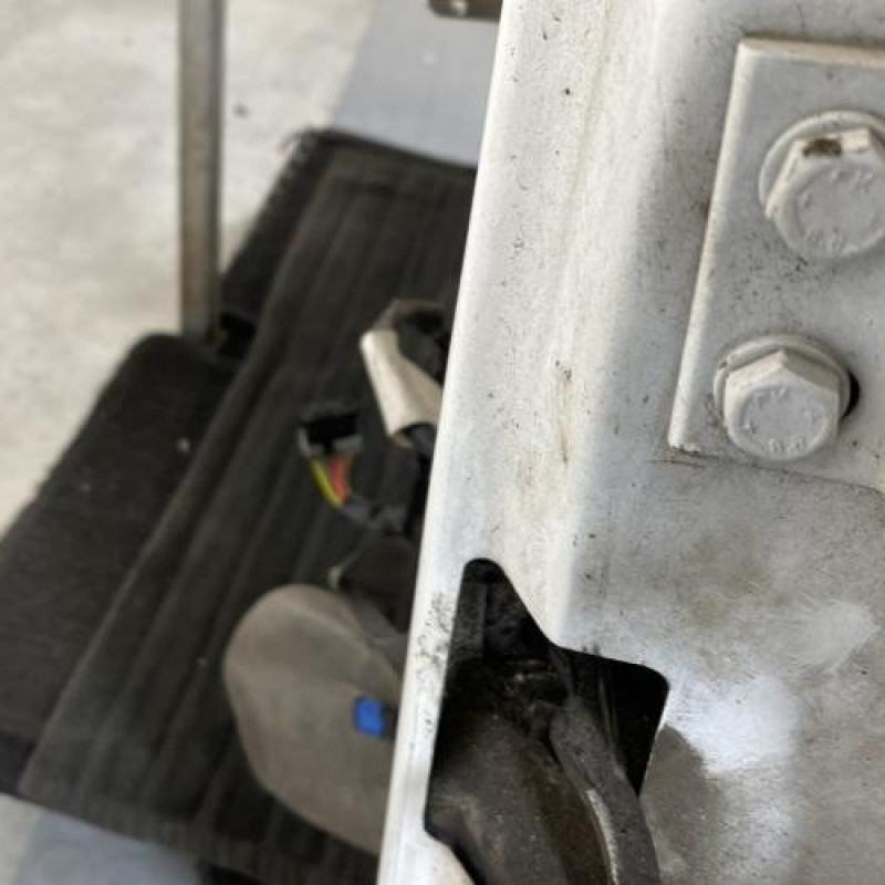 Porte avant gauche PEUGEOT 306 Photo n°4