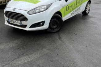 Aile avant droit FORD FIESTA 6
