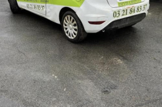 Aile avant droit FORD FIESTA 6