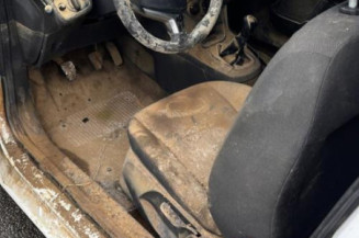 Aile avant droit FORD FIESTA 6