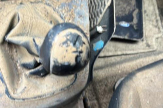 Aile avant droit FORD FIESTA 6