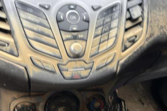 Aile avant droit FORD FIESTA 6