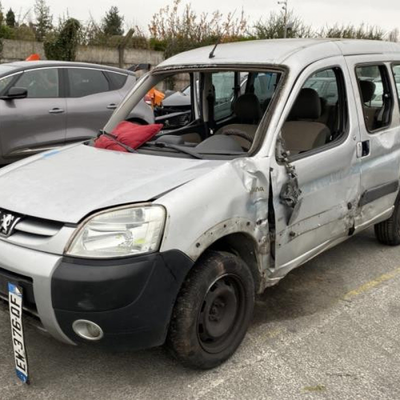 Calandre PEUGEOT PARTNER 1 Photo n°5