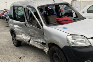 Calandre PEUGEOT PARTNER 1
