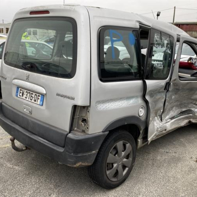Calandre PEUGEOT PARTNER 1 Photo n°7