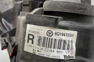 Optique avant principal droit (feux)(phare) VOLKSWAGEN POLO 4