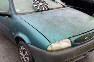 Pare choc avant FORD FIESTA 4