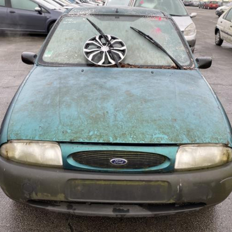 Pare choc avant FORD FIESTA 4 Photo n°15