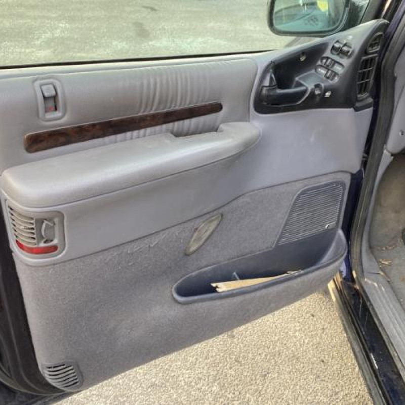 Pare choc avant CHRYSLER GRAND VOYAGER 3 Photo n°16