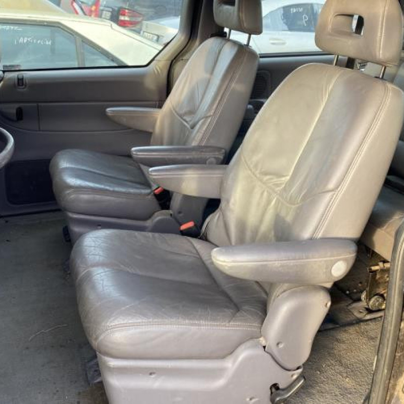 Pare choc avant CHRYSLER GRAND VOYAGER 3 Photo n°18