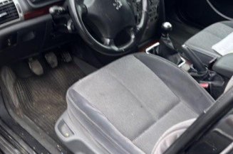 Pare choc avant PEUGEOT 407