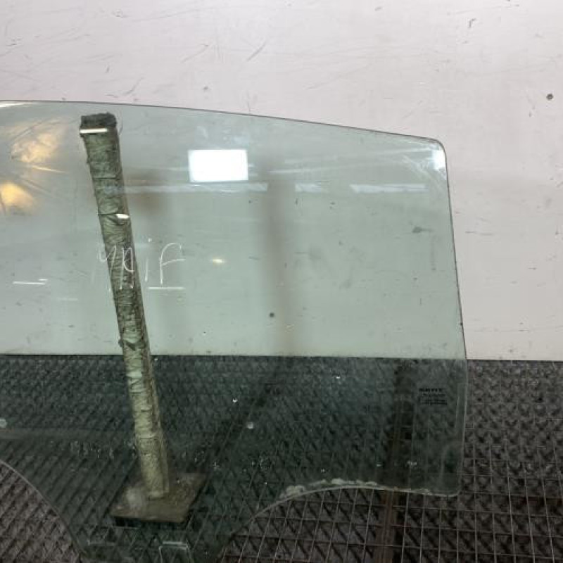 Vitre arriere gauche SEAT LEON 2 Photo n°3