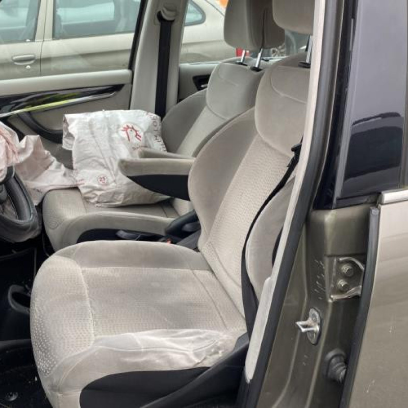 Boitier BSI CITROEN C4 GRAND PICASSO 1 Photo n°15