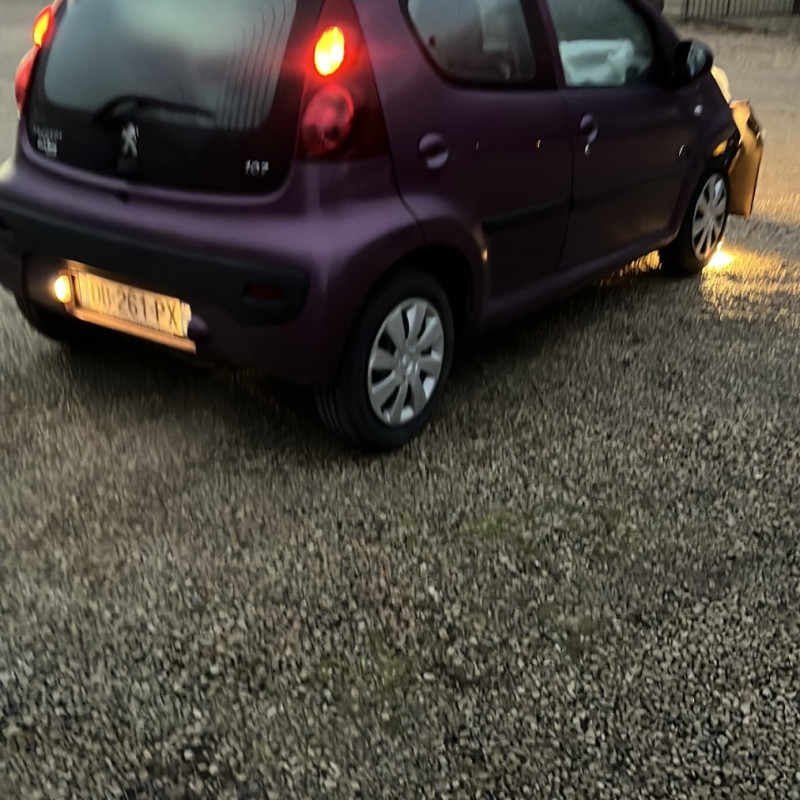 PEUGEOT 107 PHASE 3 1.0i - 12V Photo n°3