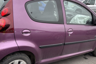 PEUGEOT 107 PHASE 3 1.0i - 12V