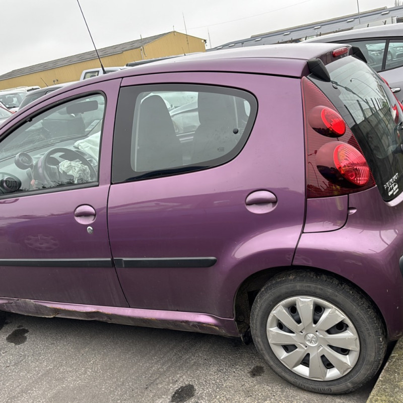 PEUGEOT 107 PHASE 3 1.0i - 12V Photo n°17