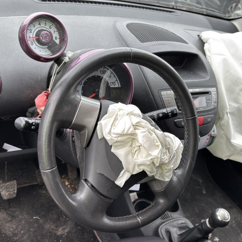 PEUGEOT 107 PHASE 3 1.0i - 12V Photo n°21