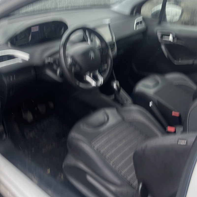 PEUGEOT 208 1 PHASE 1 1.4 HDI - 8V TURBO Photo n°6