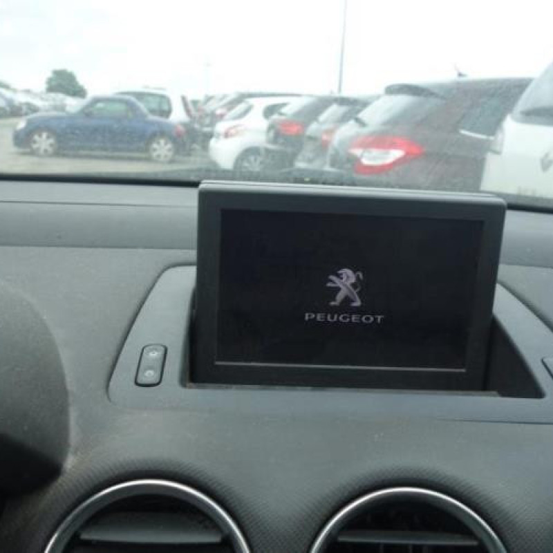 Ecran GPS PEUGEOT 308 1 Photo n°12