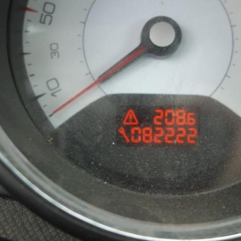 Ecran GPS PEUGEOT 308 1 Photo n°13