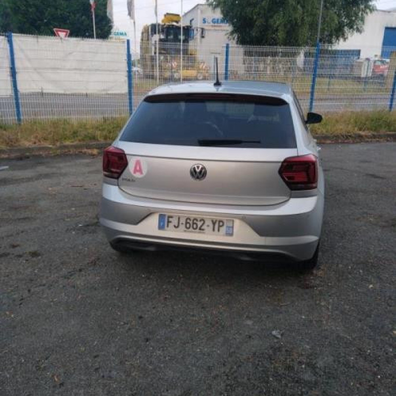 Ecran GPS VOLKSWAGEN POLO 6 Photo n°7