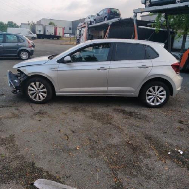 Ecran GPS VOLKSWAGEN POLO 6 Photo n°8