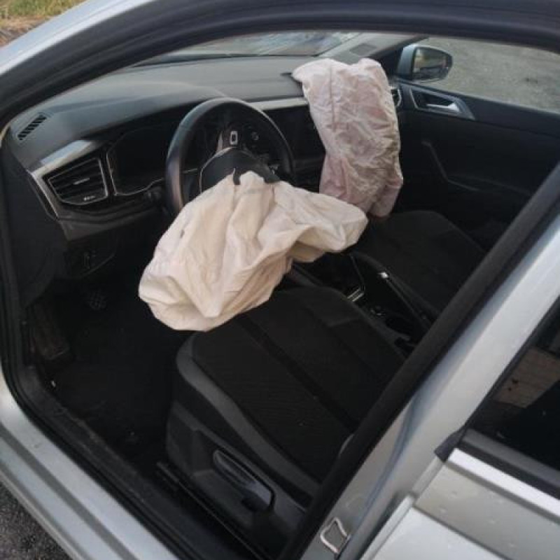 Ecran GPS VOLKSWAGEN POLO 6 Photo n°9