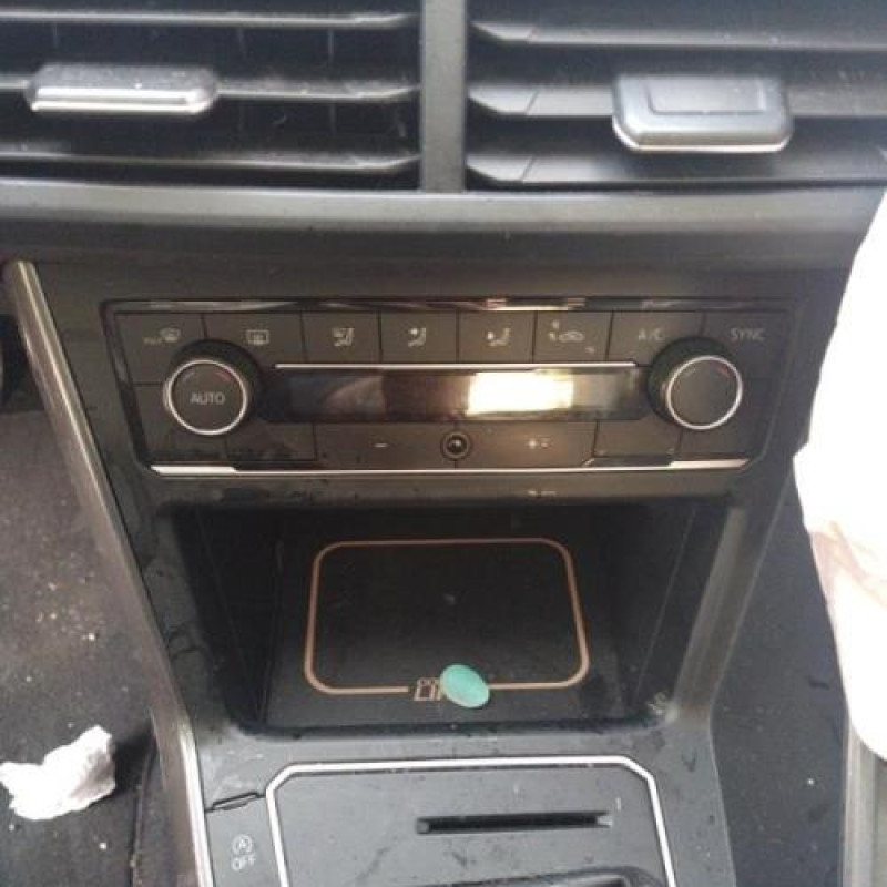 Ecran GPS VOLKSWAGEN POLO 6 Photo n°12