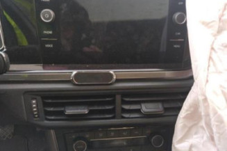 Ecran GPS VOLKSWAGEN POLO 6