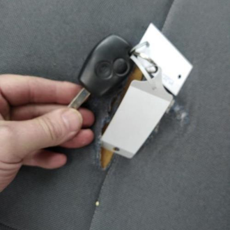 Porte avant droit RENAULT TWINGO 2 Photo n°13