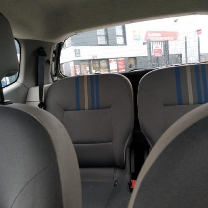 Porte avant droit RENAULT TWINGO 2 Photo n°16