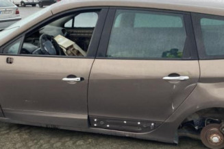 Porte avant gauche RENAULT SCENIC 3