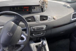 Feu arriere secondaire gauche (feux) RENAULT SCENIC 3