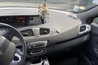 Feu arriere secondaire gauche (feux) RENAULT SCENIC 3