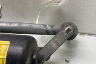 Moteur essuie glace avant RENAULT TRAFIC 2