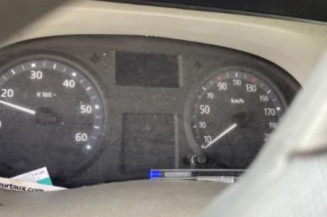 Moteur essuie glace avant RENAULT TRAFIC 2