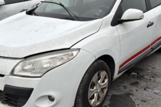 Feu arriere secondaire gauche (feux) RENAULT MEGANE 3