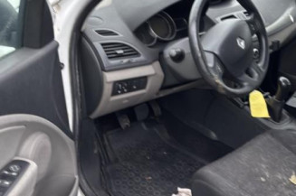 Feu arriere secondaire gauche (feux) RENAULT MEGANE 3
