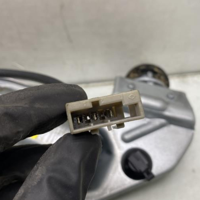 Moteur essuie glace arriere RENAULT MEGANE 1 Photo n°3