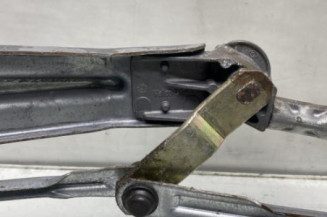 Moteur essuie glace avant RENAULT MEGANE 1
