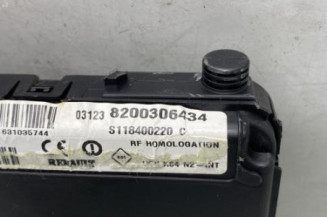 Boitier UCH RENAULT MEGANE 2