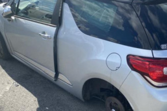 Bouton de warning CITROEN DS3