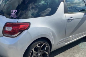Bouton de warning CITROEN DS3