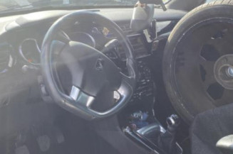 Bouton de warning CITROEN DS3
