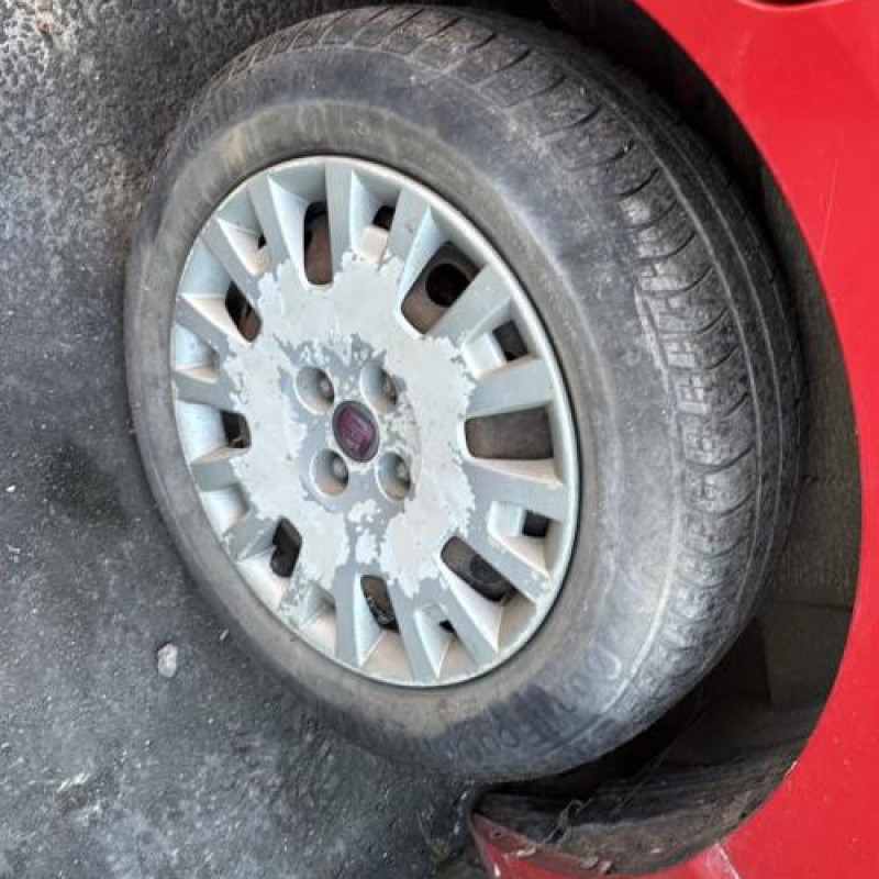 Pompe de direction FIAT QUBO Photo n°19