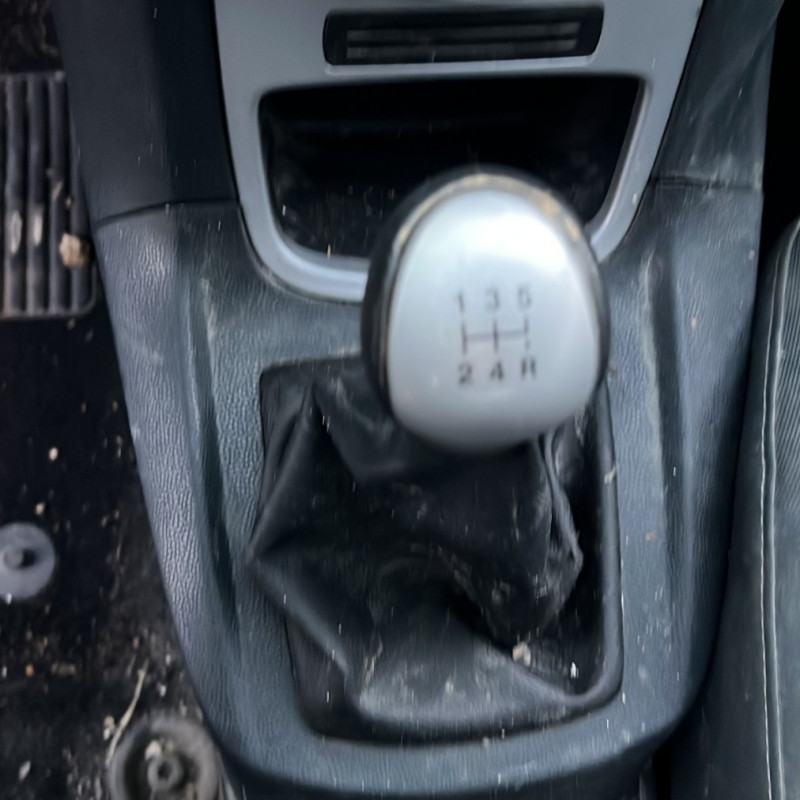 FORD FIESTA 6 PHASE 1 1.25i - 16V Photo n°7